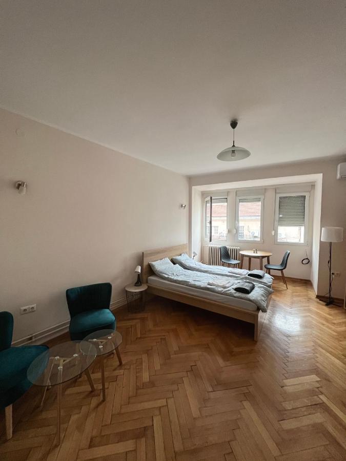 Apartman Lena Belgrado Buitenkant foto
