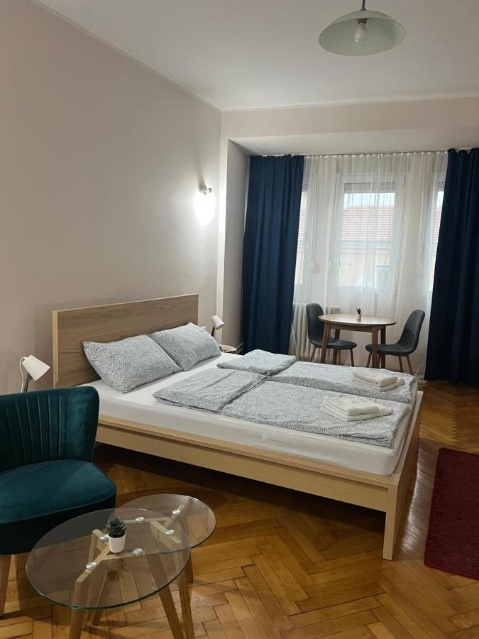 Apartman Lena Belgrado Buitenkant foto